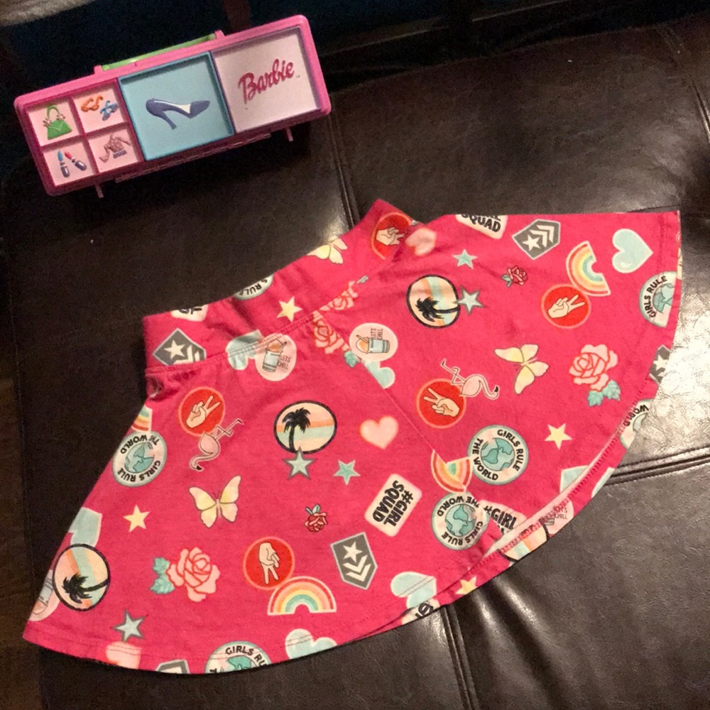 🧚🏾‍♂️Children’s Place “Girl Squad” Skort
